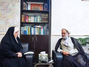 جامعه برای دستیابی به سعادت هیچ راهی جز پذیرش عملی ولایت ندارد